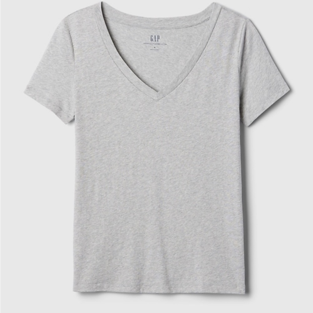 Like 🆕 Gap organic cotton essential v-neck light grey short sleeve t-shirt